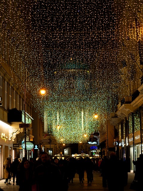 Wien, Weihnachten, Winter, Christkindlmarkt, Weihnachtsmarkt, Vienna, Sightseeing, Sehenswürdigkeiten, Backpacking, Städtereise, Weihnachtsbeleuchtung