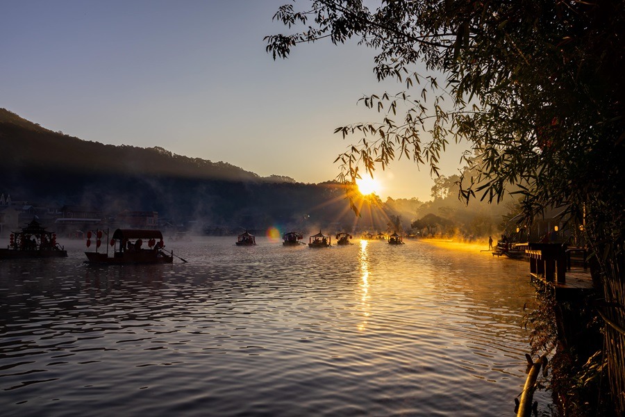 Ban Rak Thai, Norden Thailand, Thailand, Ban Rak Thai Reiseführer, Reiseführer, Guide, Sehenswürdigkeiten, Ban Rak Thai Unterkunft, Aktivitäten in Ban Rak Thai, Ban Rak Thai für Backpacker, Nordthailand, Mae Hong Son Loop Sehenswürdigkeiten