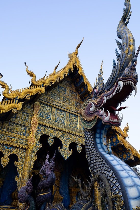 Blauer Tempel, Sightseeing, Sehenswürdigkeiten, Backpacking, Chiang Rai, Thailand, Nordthailand, Tempel